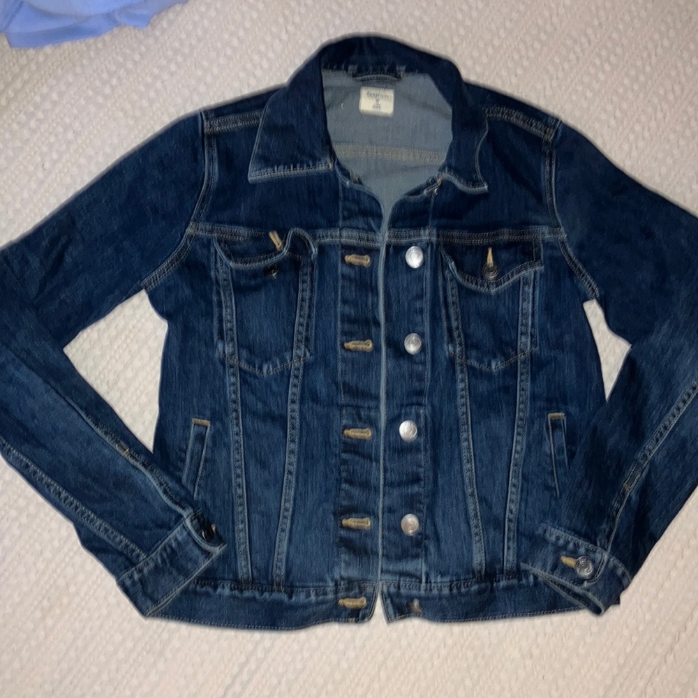 (EUC) Gap 1969 Ladies Denim Jacket Size XS